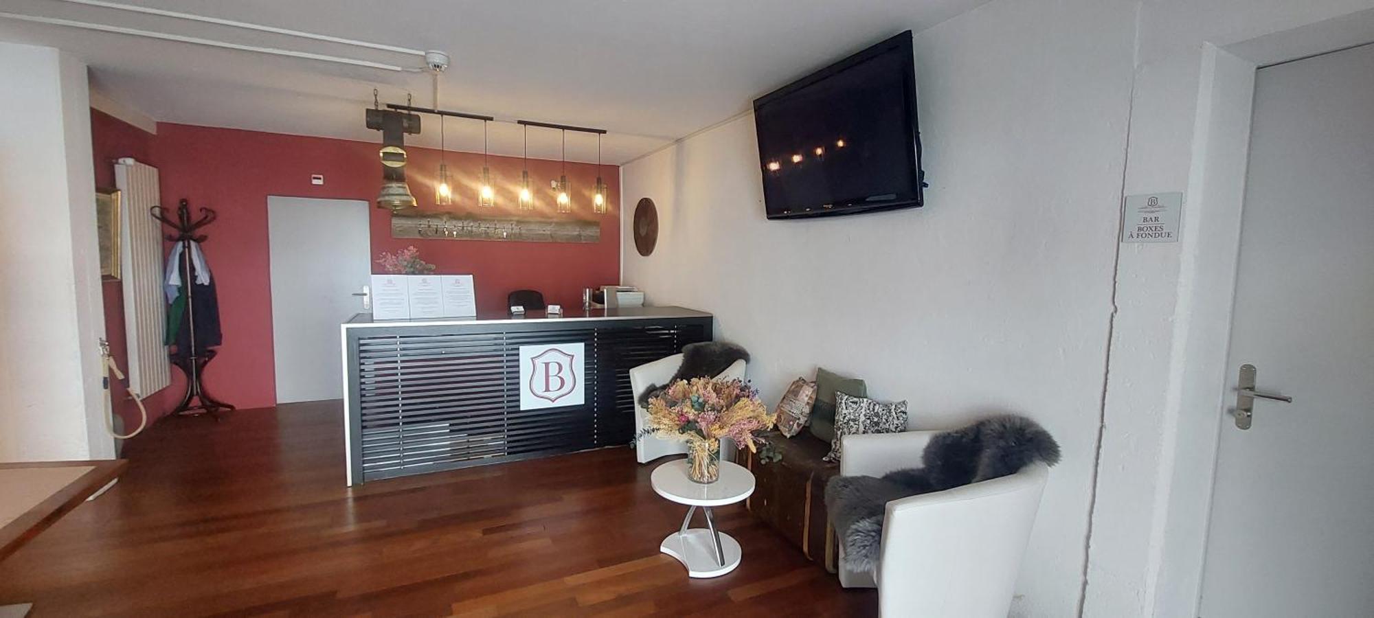 Auberge De Bellelay Restaurant Chez Aron Balde מראה חיצוני תמונה